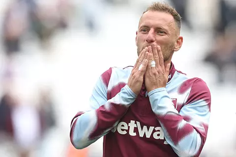 بعد 5 مواسم في الدوري الإنجليزي.. كوفال يغادر وست هام